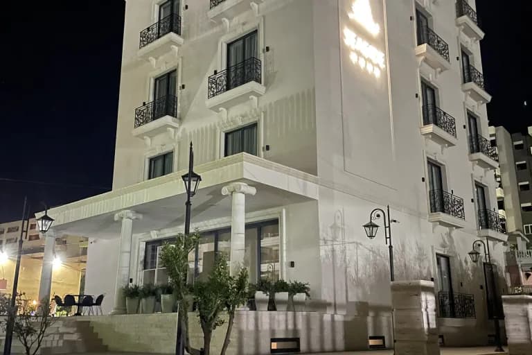 Seaside Hotel Vlorë — Albanian Riviera
